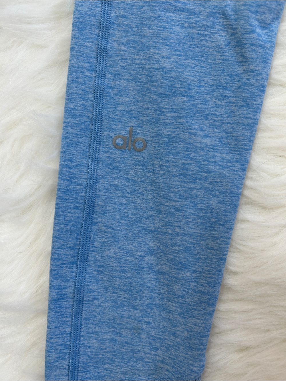 ALO Yoga Alosoft Lounge Leggings - Picture 7 of 13